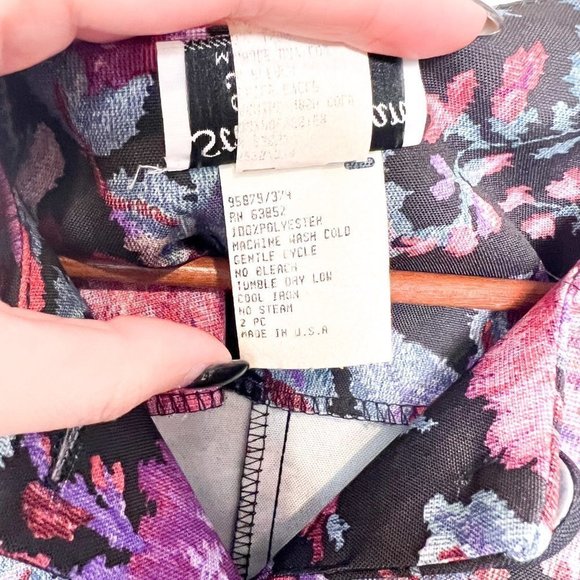 Vintage Purple and Black Floral Structured 80s Blazer Jacket - Picture 7 of 9